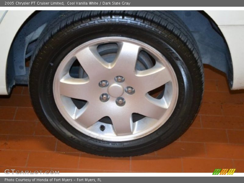 Cool Vanilla White / Dark Slate Gray 2005 Chrysler PT Cruiser Limited