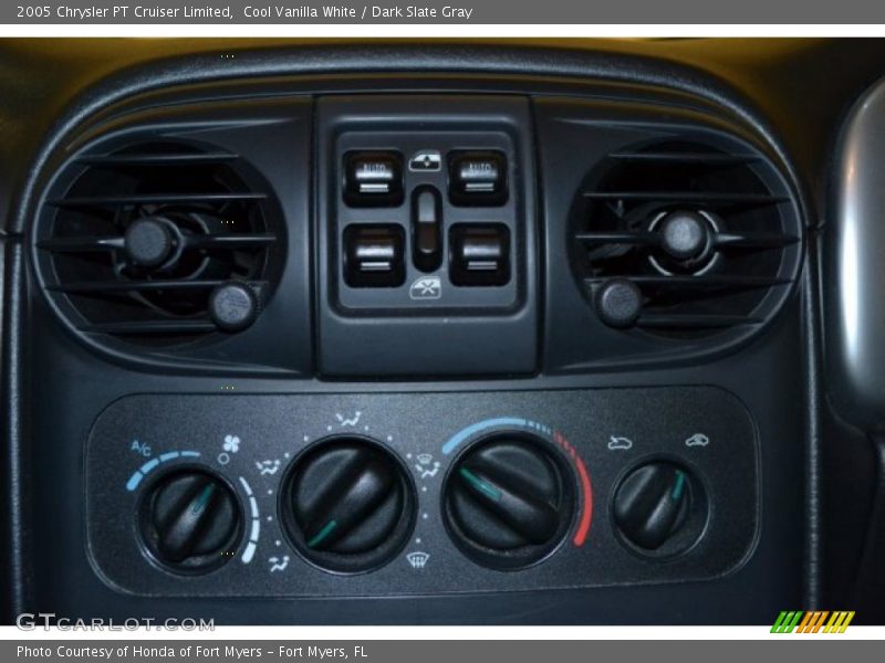 Cool Vanilla White / Dark Slate Gray 2005 Chrysler PT Cruiser Limited
