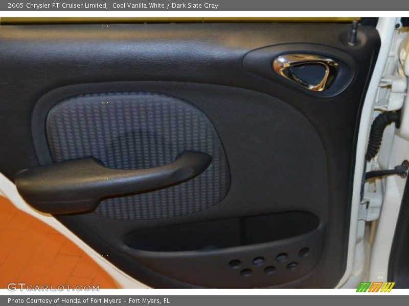 Cool Vanilla White / Dark Slate Gray 2005 Chrysler PT Cruiser Limited