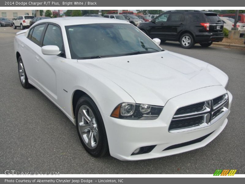 Bright White / Black 2014 Dodge Charger R/T Plus