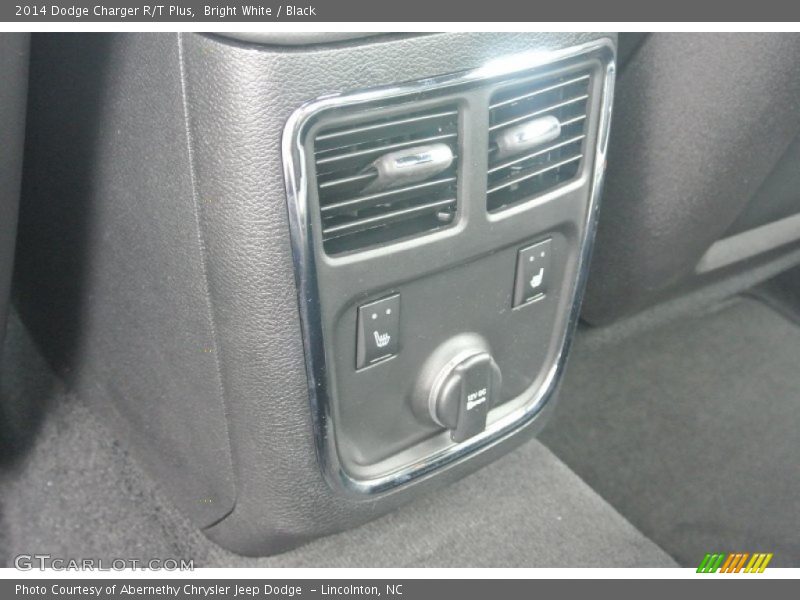Bright White / Black 2014 Dodge Charger R/T Plus