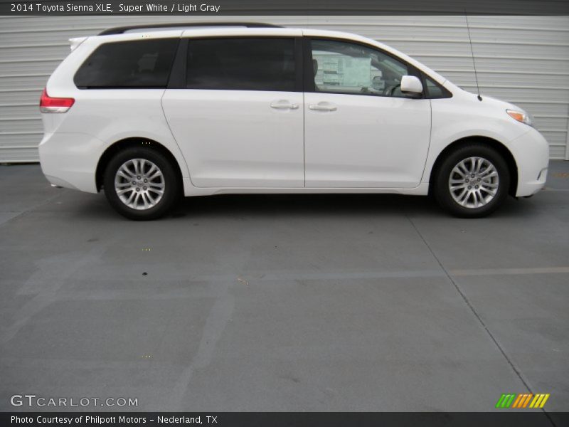 Super White / Light Gray 2014 Toyota Sienna XLE