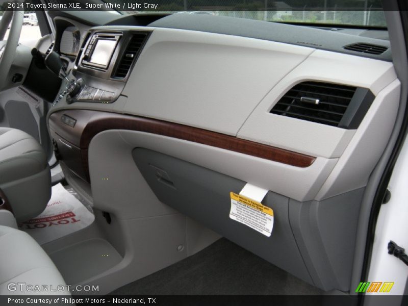 Super White / Light Gray 2014 Toyota Sienna XLE