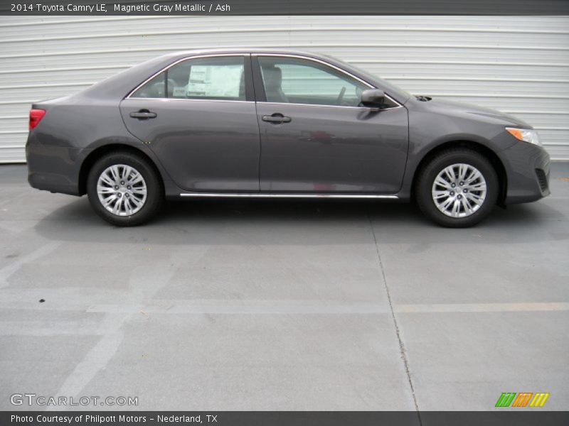 Magnetic Gray Metallic / Ash 2014 Toyota Camry LE