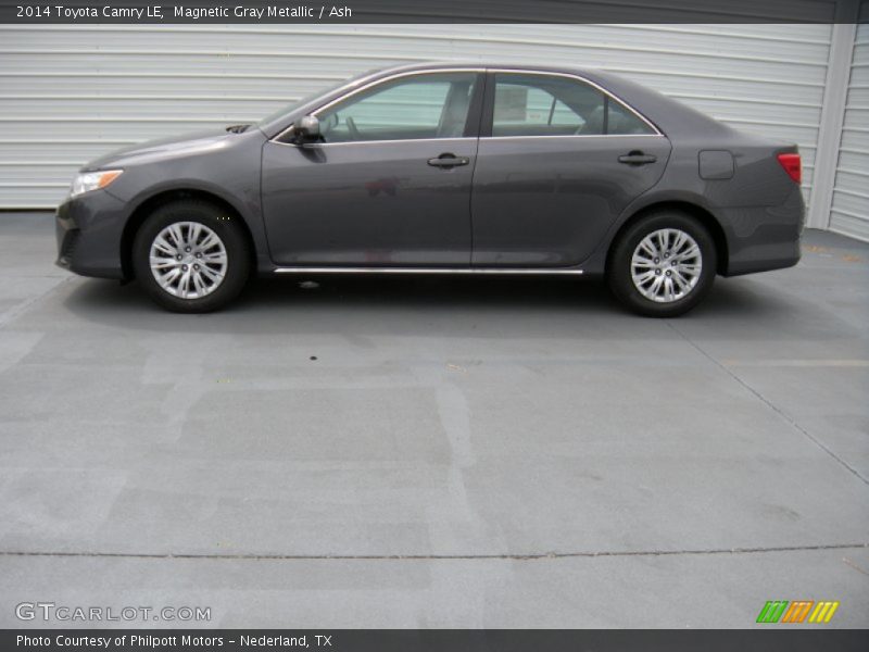 Magnetic Gray Metallic / Ash 2014 Toyota Camry LE