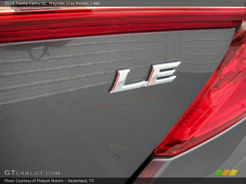 Magnetic Gray Metallic / Ash 2014 Toyota Camry LE