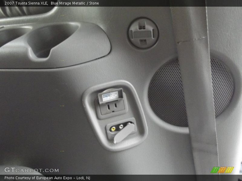 Blue Mirage Metallic / Stone 2007 Toyota Sienna XLE