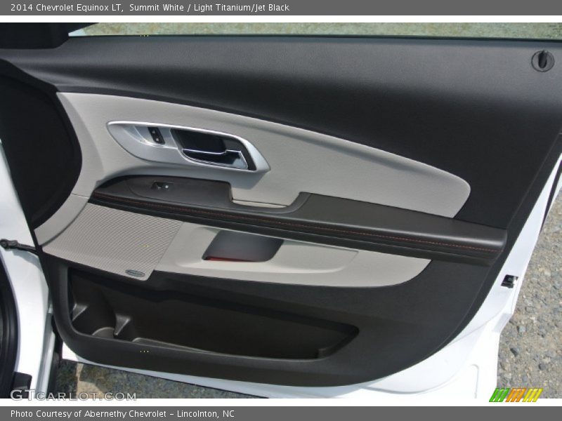 Summit White / Light Titanium/Jet Black 2014 Chevrolet Equinox LT