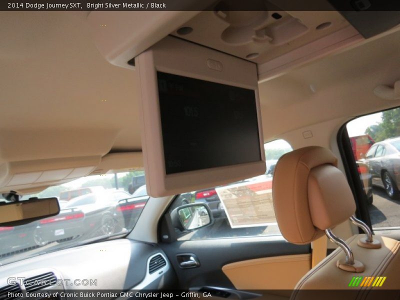 Bright Silver Metallic / Black 2014 Dodge Journey SXT