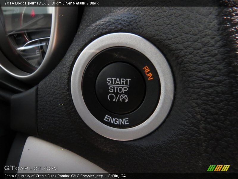 Bright Silver Metallic / Black 2014 Dodge Journey SXT