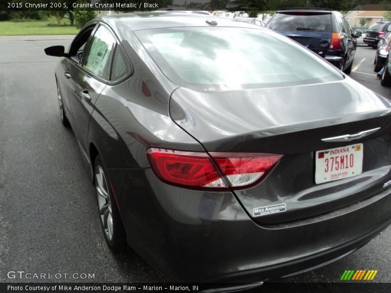 Granite Crystal Metallic / Black 2015 Chrysler 200 S
