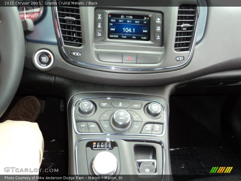 Granite Crystal Metallic / Black 2015 Chrysler 200 S