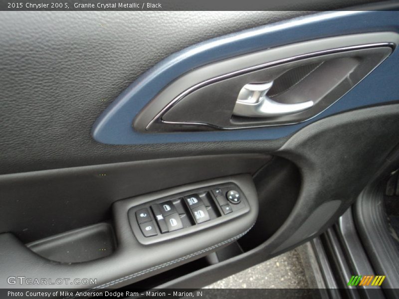 Granite Crystal Metallic / Black 2015 Chrysler 200 S