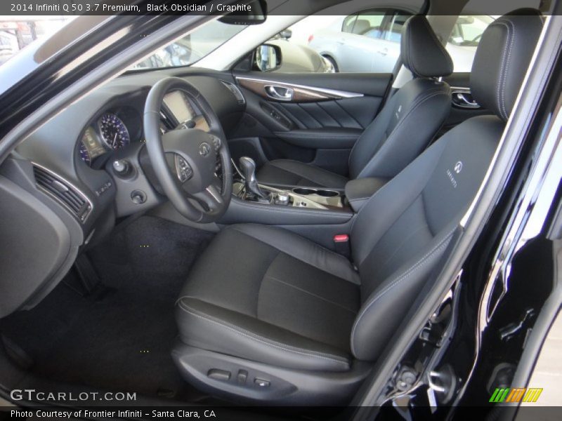 Front Seat of 2014 Q 50 3.7 Premium