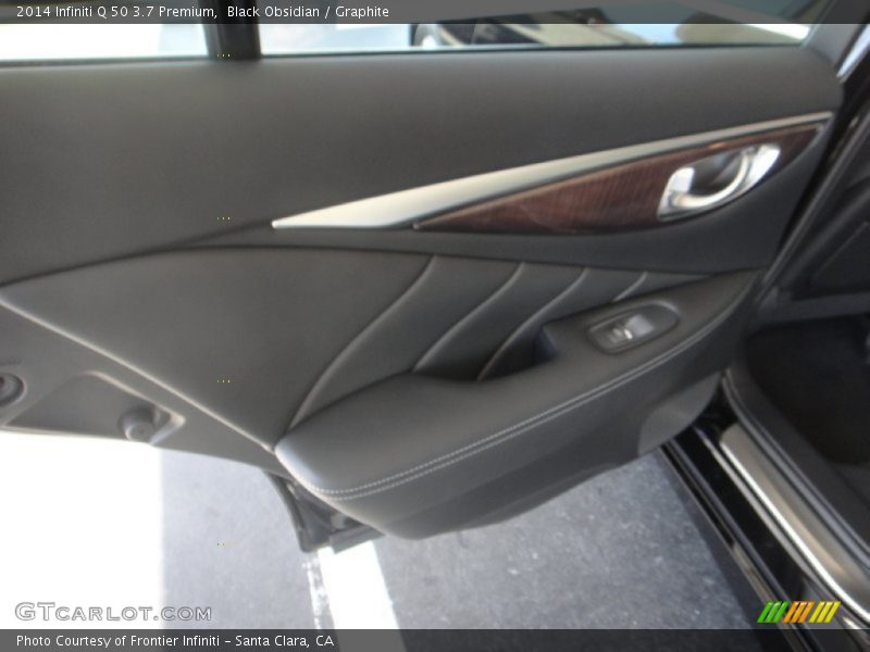 Black Obsidian / Graphite 2014 Infiniti Q 50 3.7 Premium