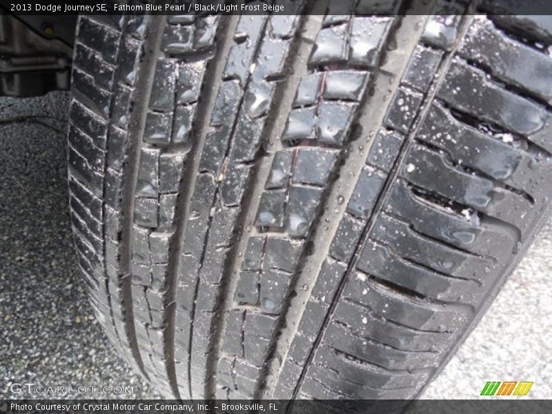 Fathom Blue Pearl / Black/Light Frost Beige 2013 Dodge Journey SE