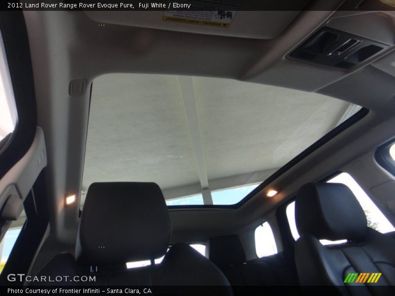 Fuji White / Ebony 2012 Land Rover Range Rover Evoque Pure