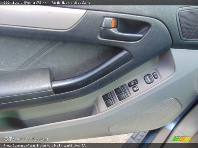 Pacific Blue Metallic / Stone 2004 Toyota 4Runner SR5 4x4