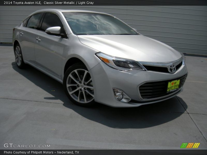 Classic Silver Metallic / Light Gray 2014 Toyota Avalon XLE