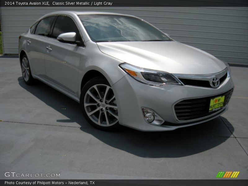 Classic Silver Metallic / Light Gray 2014 Toyota Avalon XLE