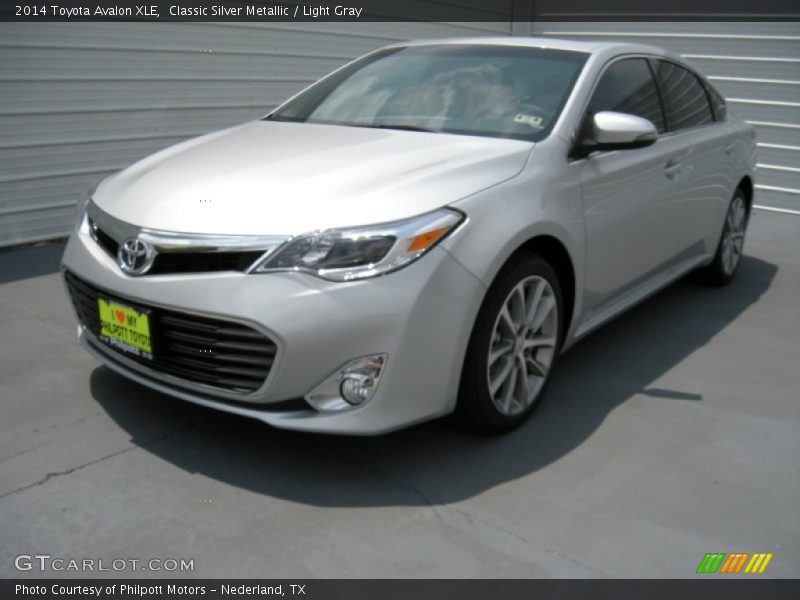 Classic Silver Metallic / Light Gray 2014 Toyota Avalon XLE