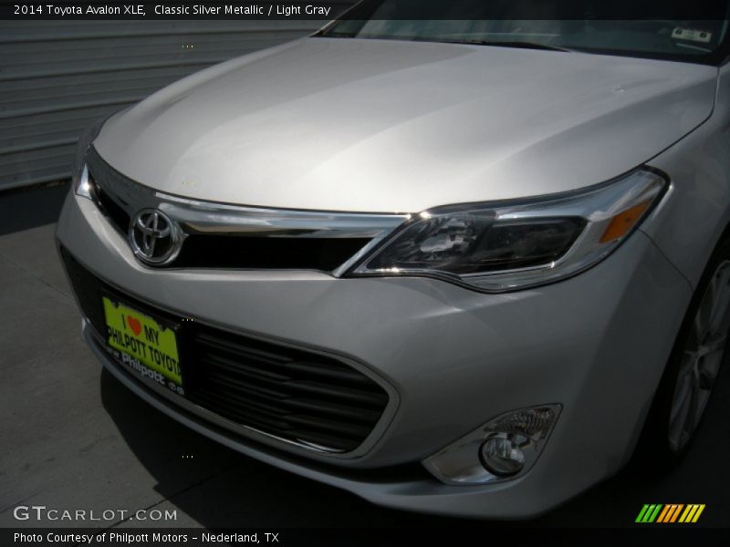 Classic Silver Metallic / Light Gray 2014 Toyota Avalon XLE