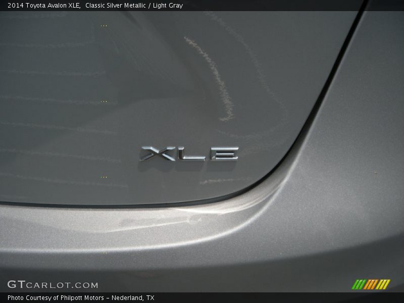 Classic Silver Metallic / Light Gray 2014 Toyota Avalon XLE
