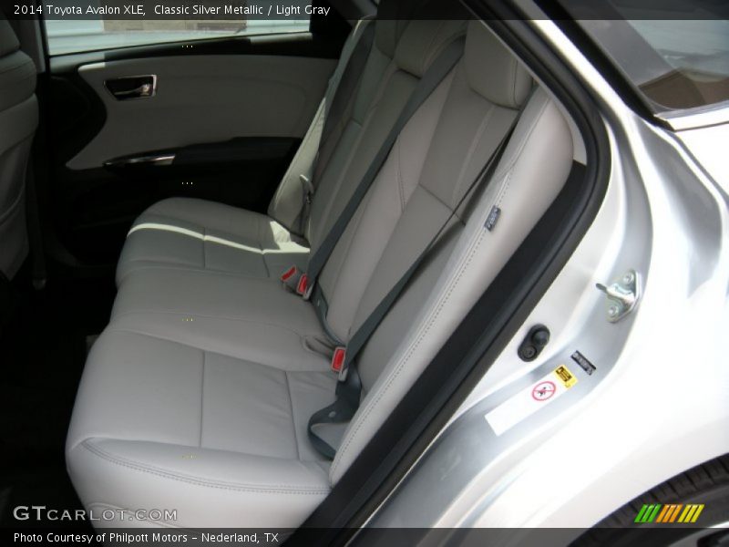 Classic Silver Metallic / Light Gray 2014 Toyota Avalon XLE