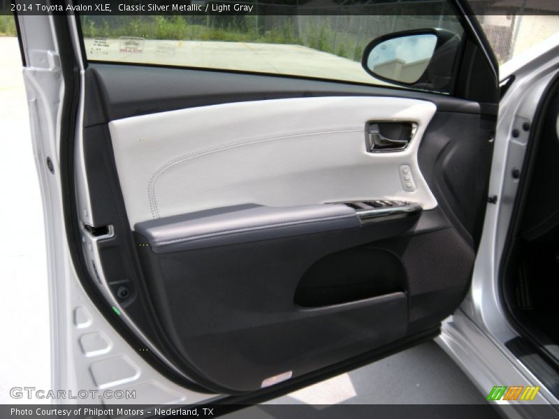 Classic Silver Metallic / Light Gray 2014 Toyota Avalon XLE