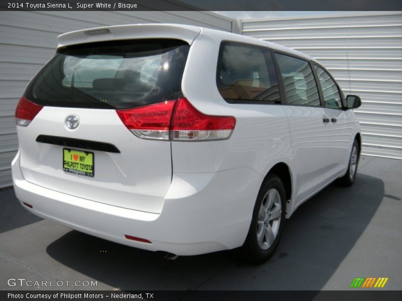 Super White / Bisque 2014 Toyota Sienna L