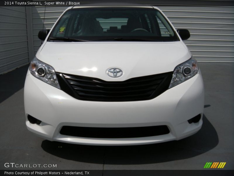 Super White / Bisque 2014 Toyota Sienna L