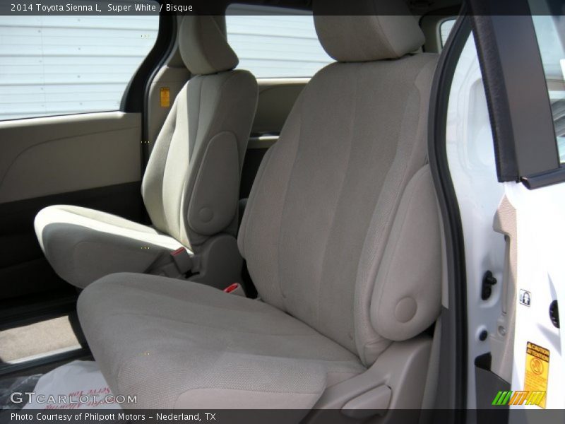 Super White / Bisque 2014 Toyota Sienna L