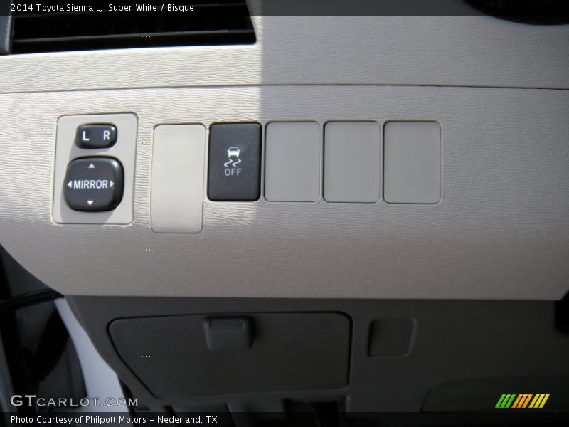 Super White / Bisque 2014 Toyota Sienna L