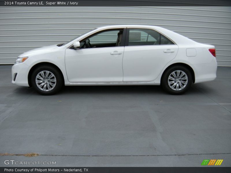 Super White / Ivory 2014 Toyota Camry LE