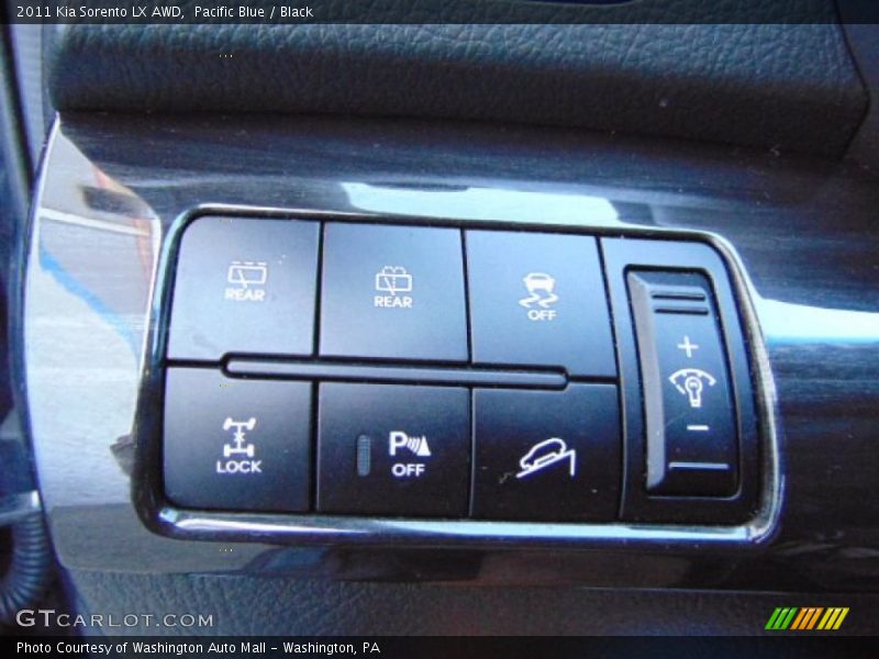 Pacific Blue / Black 2011 Kia Sorento LX AWD