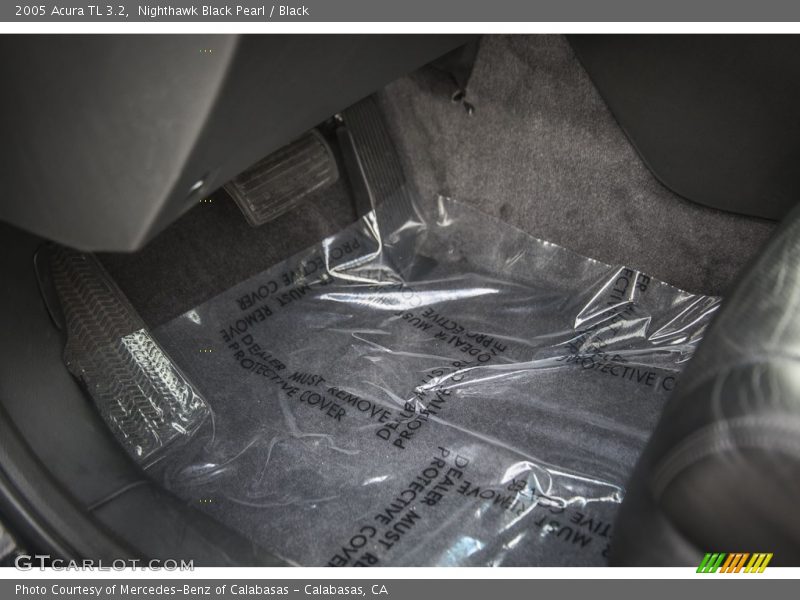 Nighthawk Black Pearl / Black 2005 Acura TL 3.2