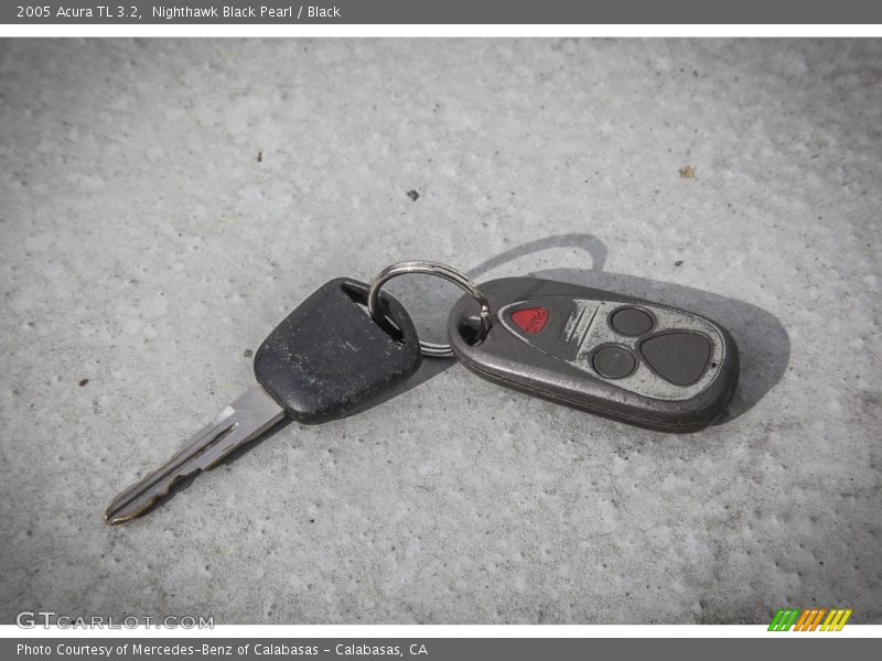 Nighthawk Black Pearl / Black 2005 Acura TL 3.2