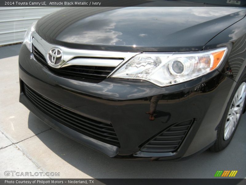 Attitude Black Metallic / Ivory 2014 Toyota Camry LE