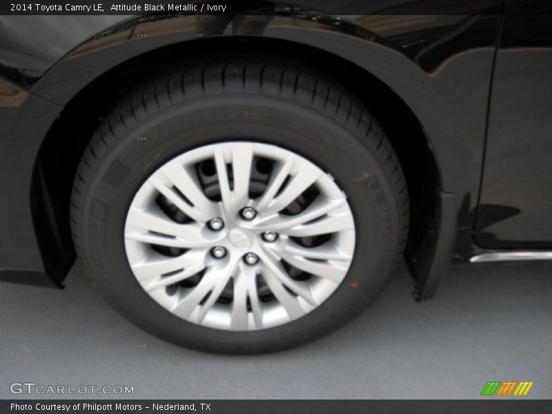 Attitude Black Metallic / Ivory 2014 Toyota Camry LE
