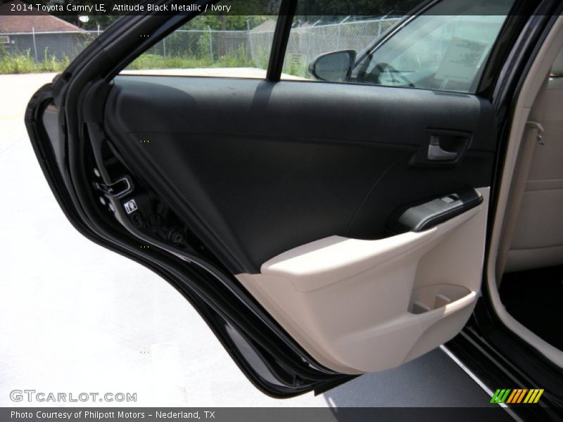 Attitude Black Metallic / Ivory 2014 Toyota Camry LE