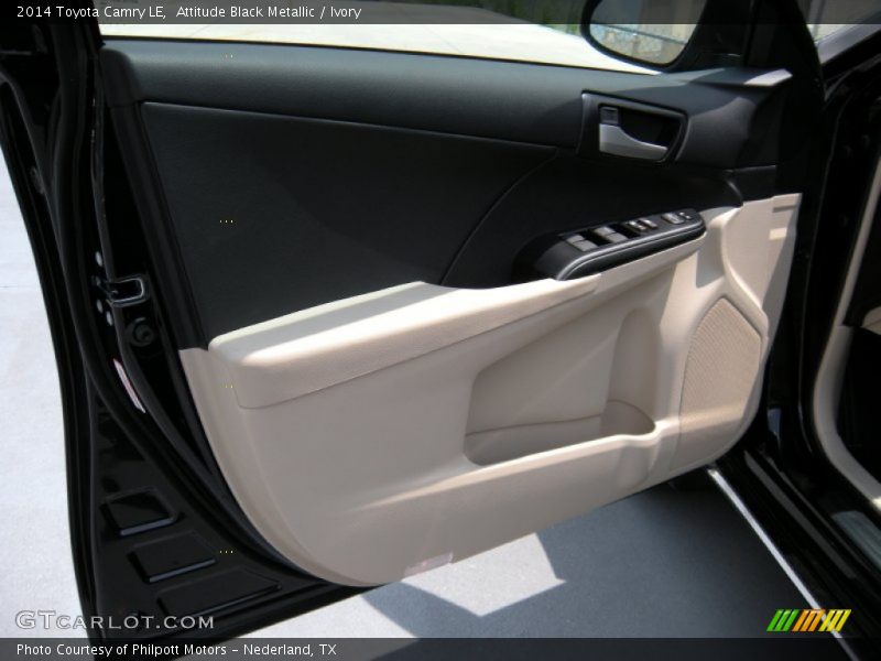 Attitude Black Metallic / Ivory 2014 Toyota Camry LE