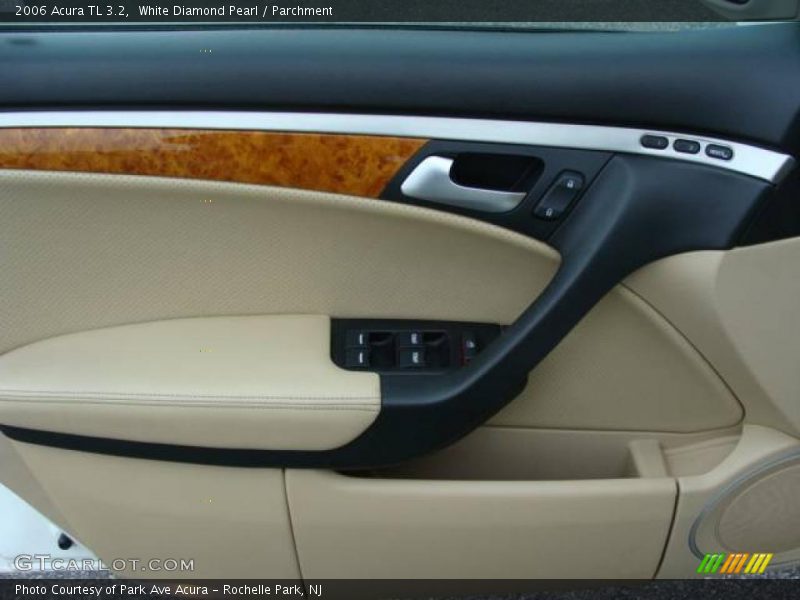 White Diamond Pearl / Parchment 2006 Acura TL 3.2