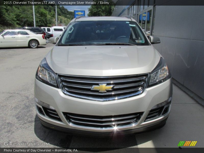 Champagne Silver Metallic / Ebony 2015 Chevrolet Traverse LTZ AWD