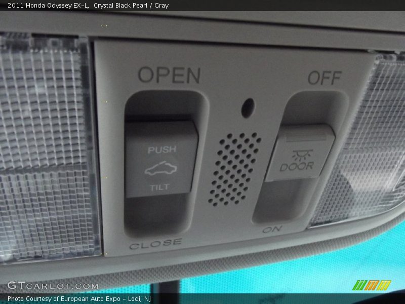 Crystal Black Pearl / Gray 2011 Honda Odyssey EX-L