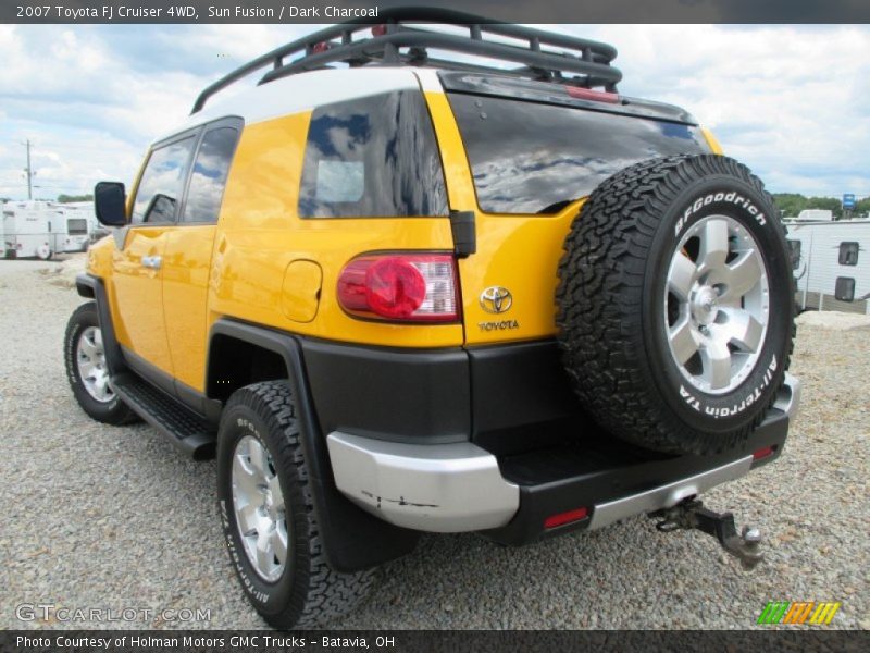 Sun Fusion / Dark Charcoal 2007 Toyota FJ Cruiser 4WD