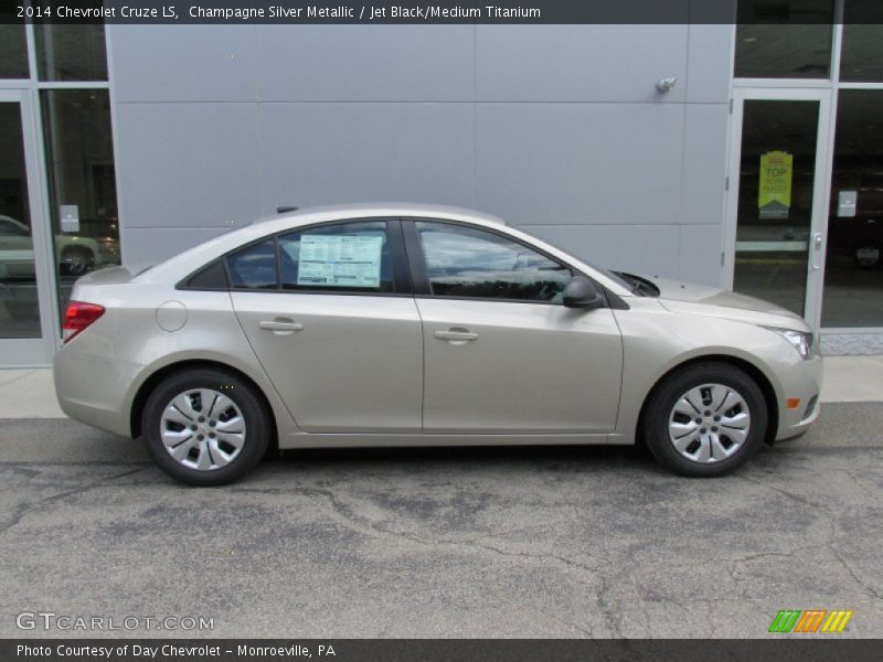 Champagne Silver Metallic / Jet Black/Medium Titanium 2014 Chevrolet Cruze LS