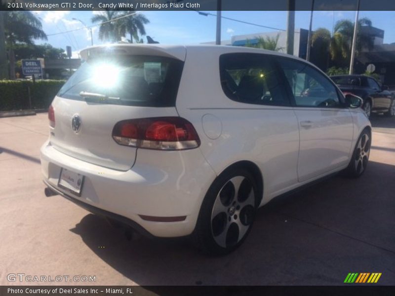 Candy White / Interlagos Plaid Cloth 2011 Volkswagen GTI 2 Door