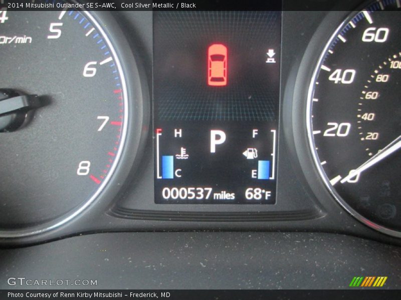 Cool Silver Metallic / Black 2014 Mitsubishi Outlander SE S-AWC