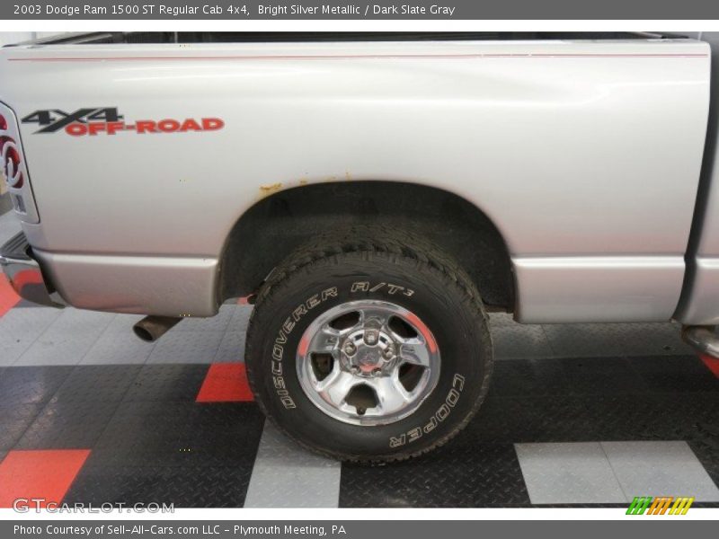 Bright Silver Metallic / Dark Slate Gray 2003 Dodge Ram 1500 ST Regular Cab 4x4