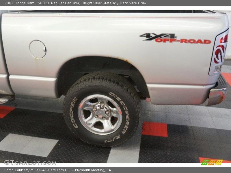 Bright Silver Metallic / Dark Slate Gray 2003 Dodge Ram 1500 ST Regular Cab 4x4